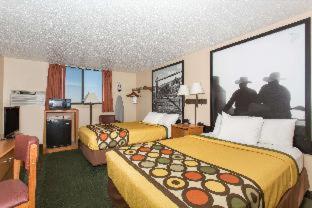 Super 8 By Wyndham Casper West By The River Motel Room photo